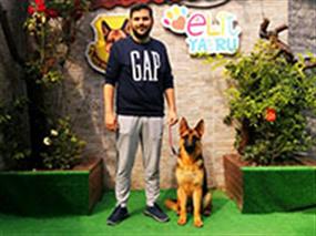 Sami Bey Kayseri'den gelerek Alman Çoban köpeğine kavuştu